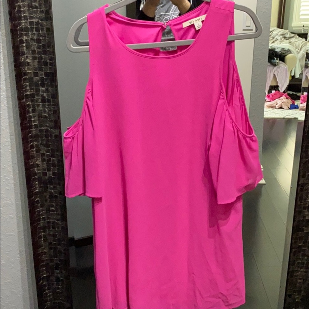 Hot pink open sleeve dress
